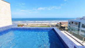 Cobertura Luxo a Beira Mar com Piscina